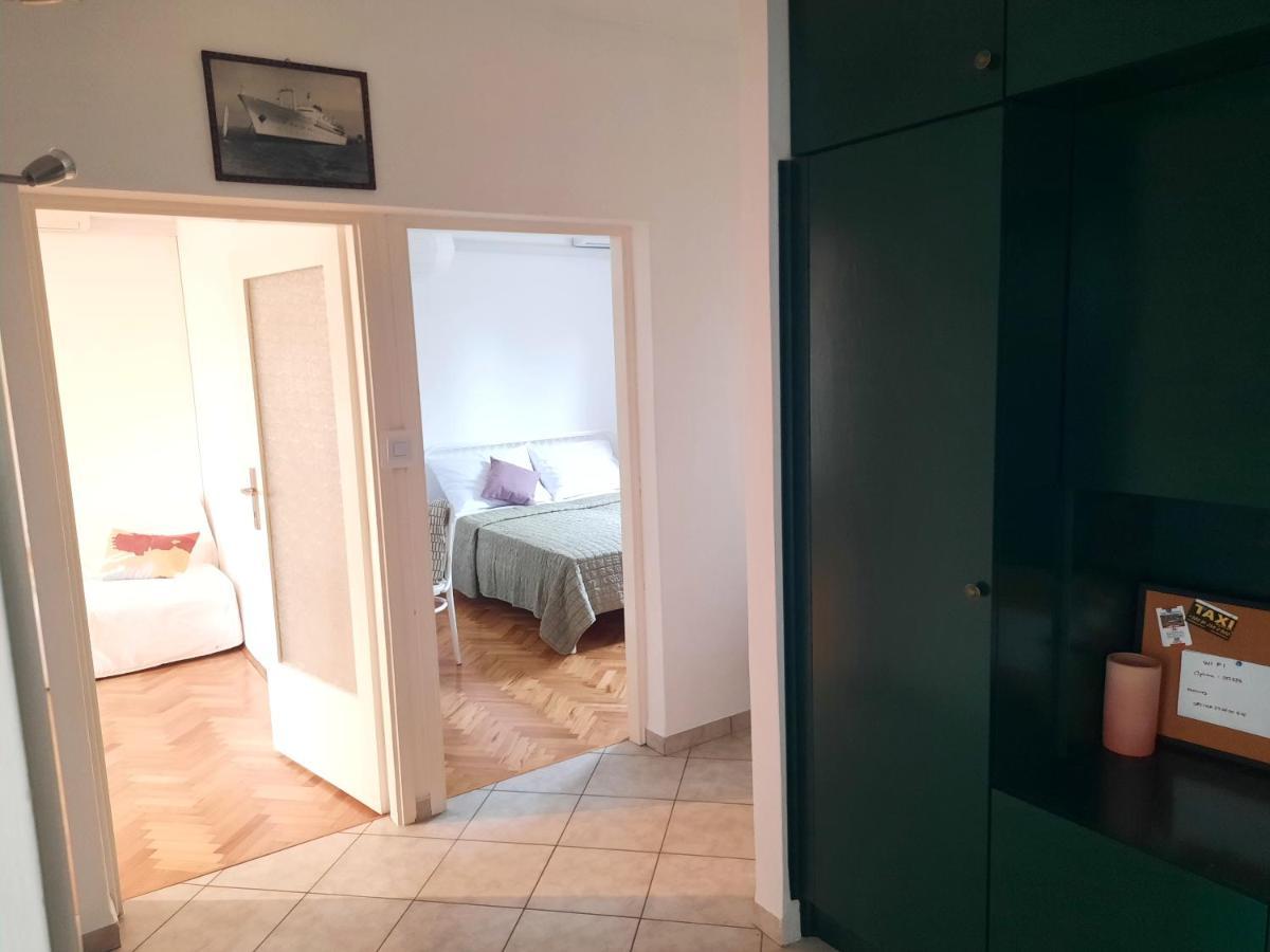 Apartment Nino In Pula Exterior foto